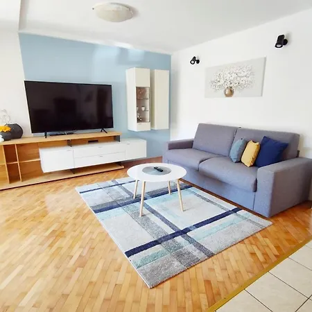 Apartment Jela